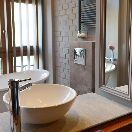 La Gioia Grey Stylish Apartment
