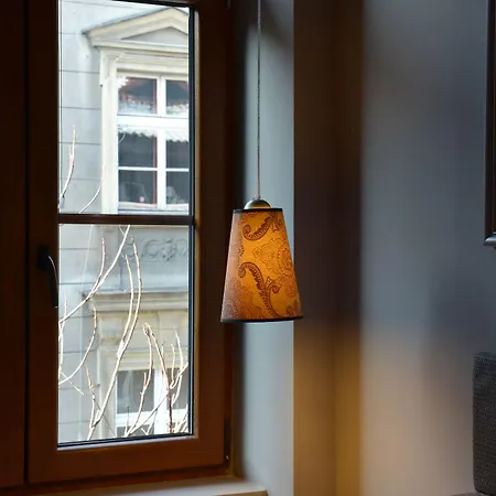La Gioia Grey Stylish Apartment *